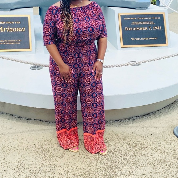 Brand New! Tacera Printed Navy/Coral Jumpsuit size PM - Picture 3 of 13